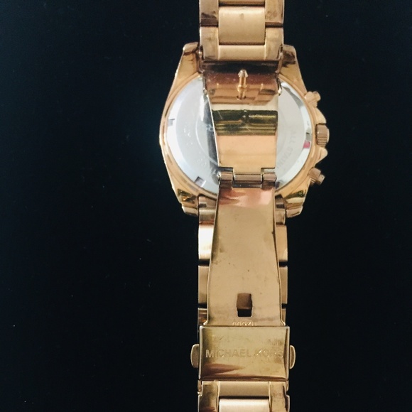 MICHAEL KORS WATCH WITH MOP DIAL & CRYSTALS
